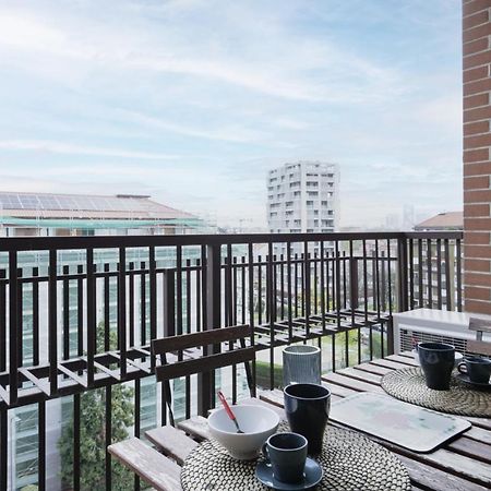 Easylife - Accogliente Dimora Con Balcone Apartment Milan Luaran gambar